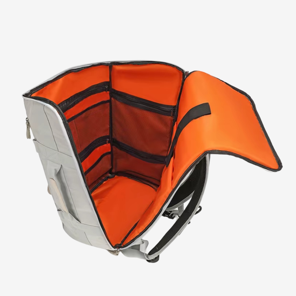 Détail des poches du sac cabine 40 L