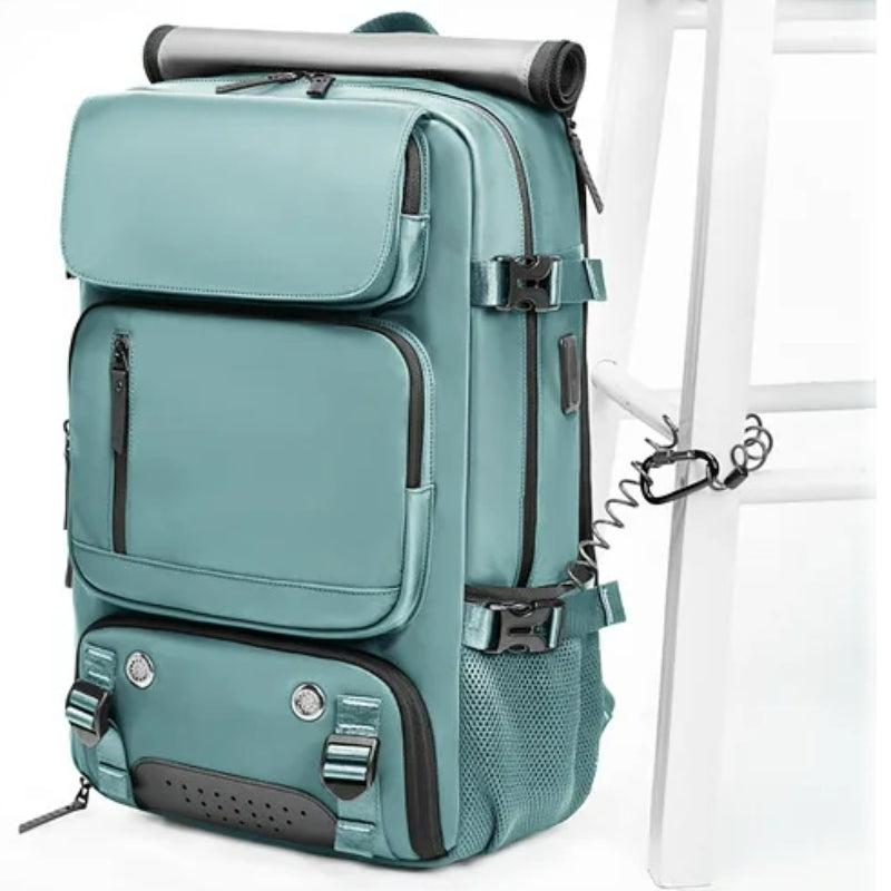 Vue de face du sac à dos de voyage