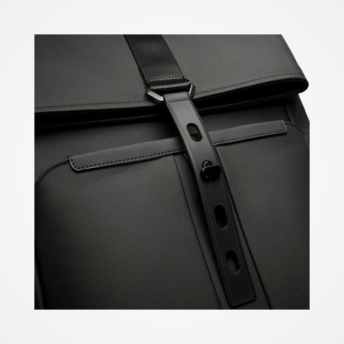 Sac à dos étanche porté en extérieur