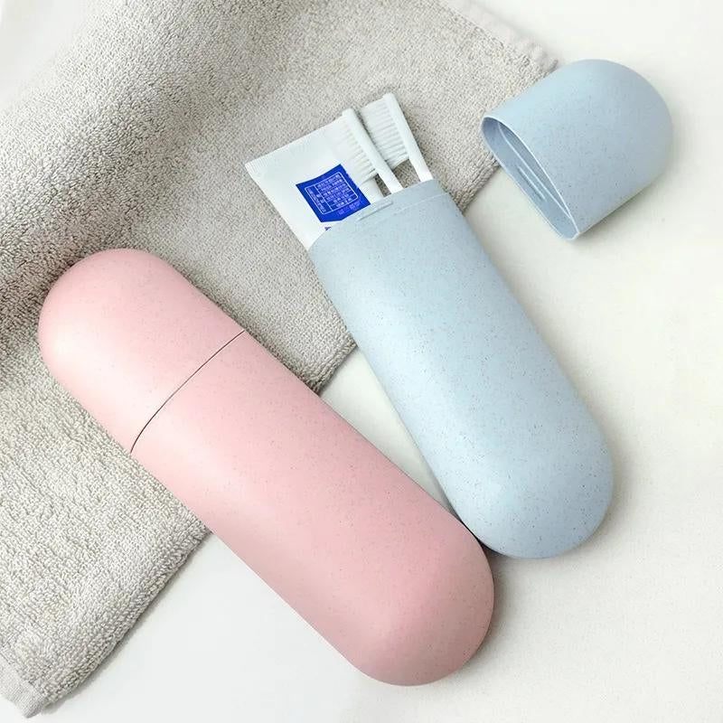 Étui de brosse à dents fermé en format compact
