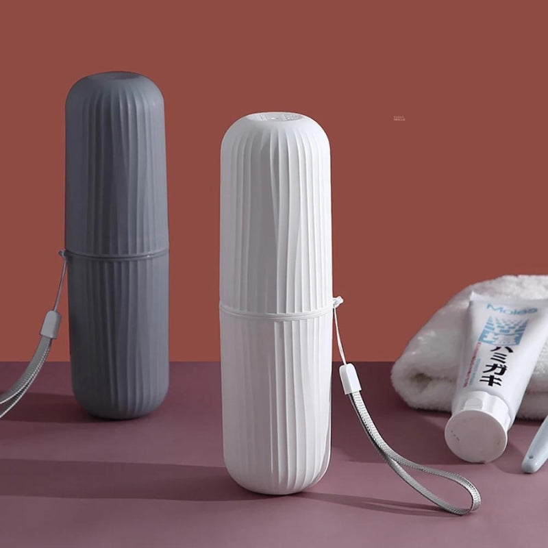 Étui à brosse à dents ouvert avec brosse insérée