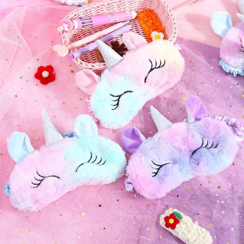 Masque de nuit licorne vu de face