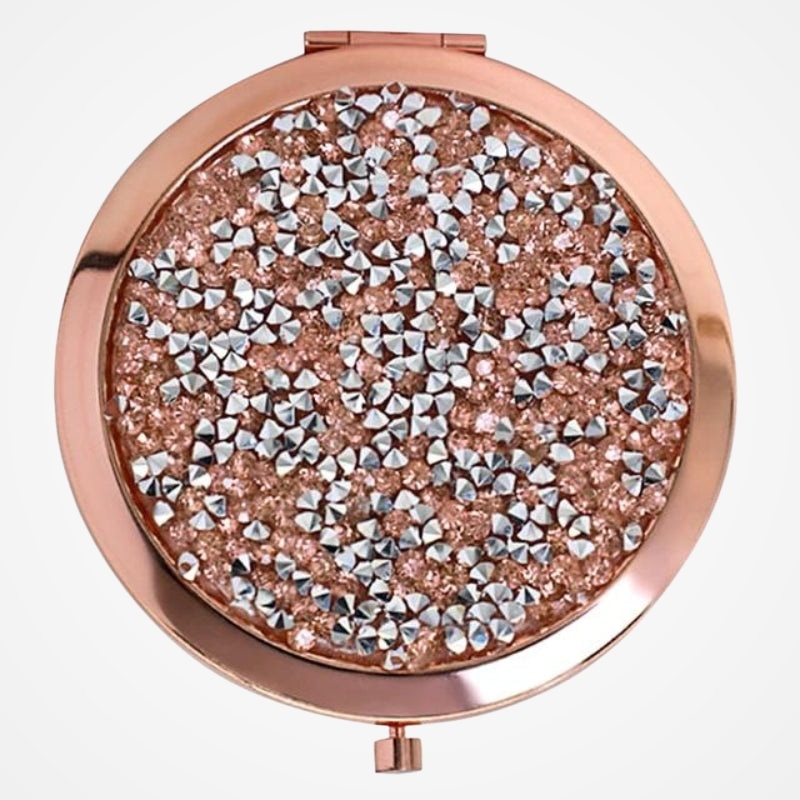 Détail des strass sur la coque du miroir de poche