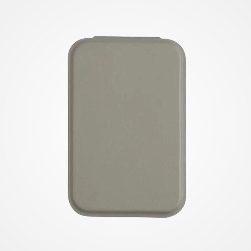 Miroir de poche rangé dans un sac à main