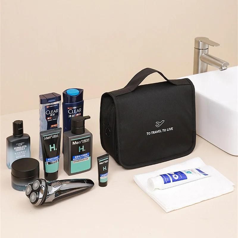Vue de face de la trousse de toilette compacte