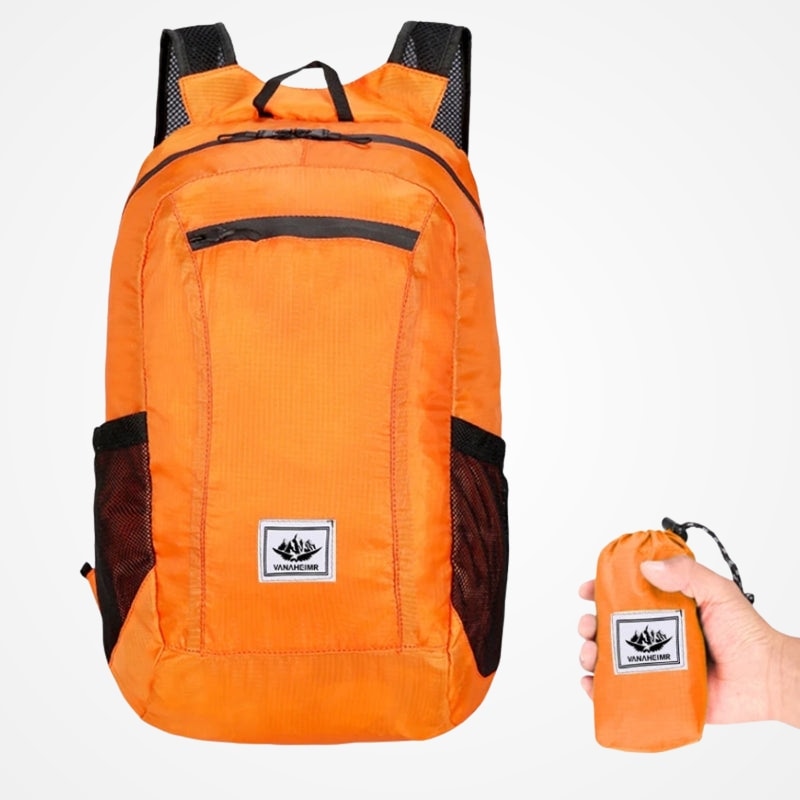Compartiment principal ouvert du sac à dos léger