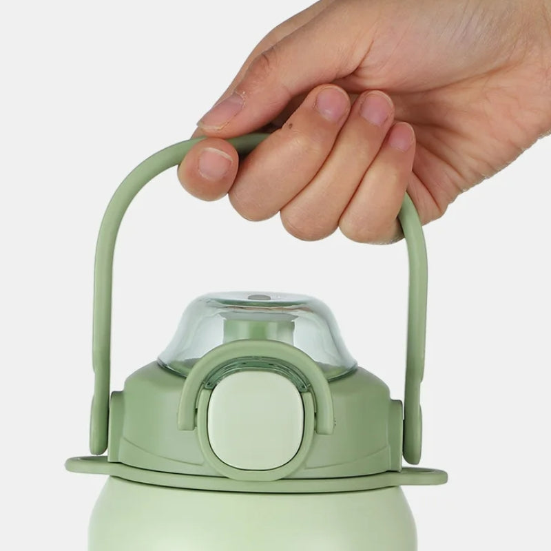 Gourde isotherme utilisée en extérieur