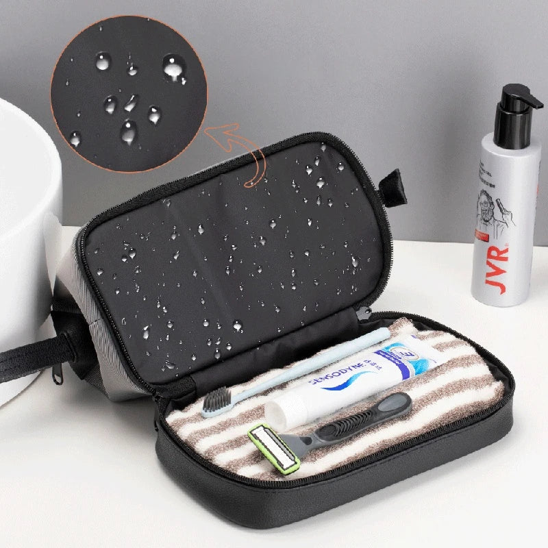 Trousse de toilette en polyester étanche coloris kaki