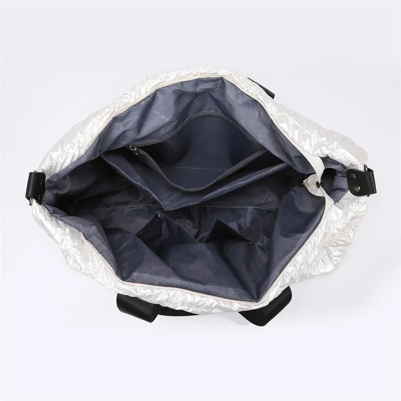 Détail du matelassage du sac bandoulière