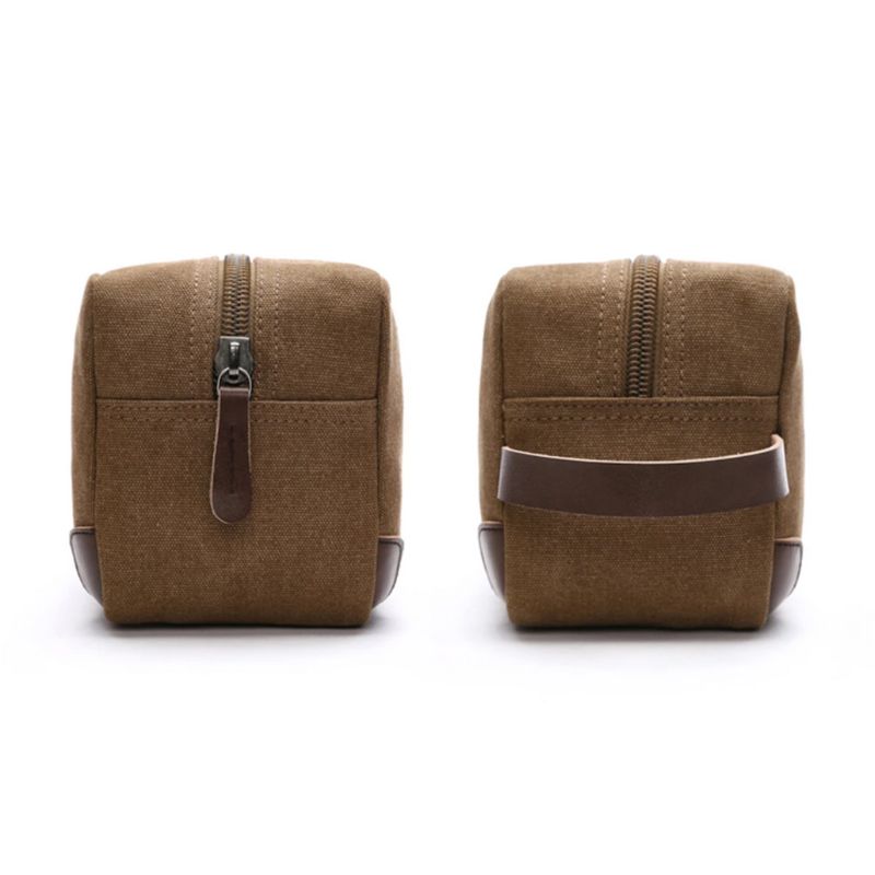 Trousse de toilette homme ouverte montrant ses compartiments