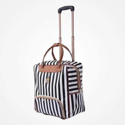 Sac de voyage à roulettes en situation de déplacement