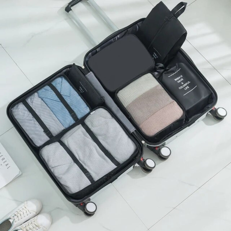 Kit organisateur de valise dans un coloris clair