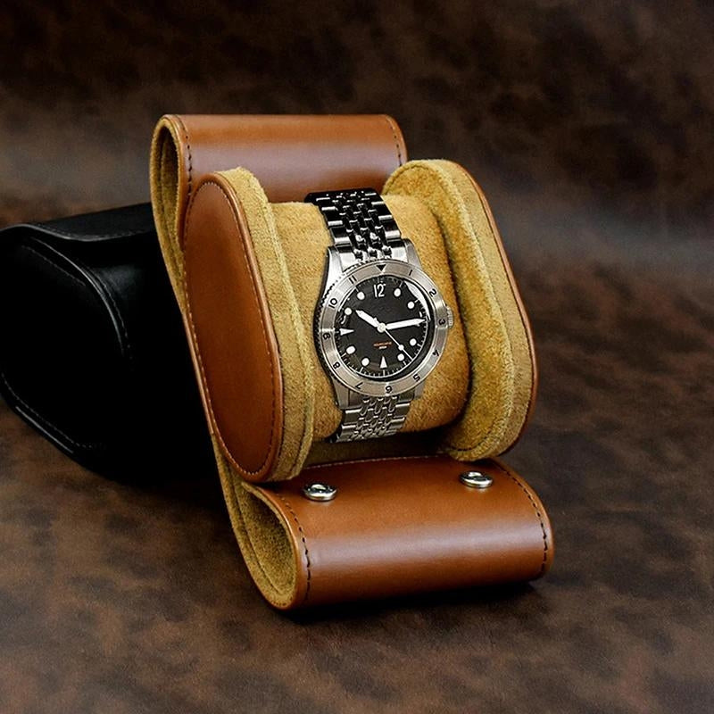 Étui de montre compact pour le voyage