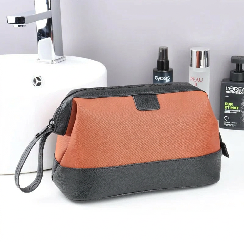 Trousse de toilette étanche en situation de voyage