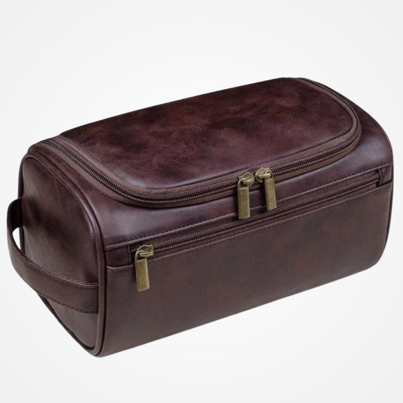 Trousse de toilette homme en situation de voyage